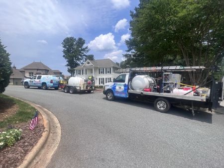 7 signs your home needs professional house washing